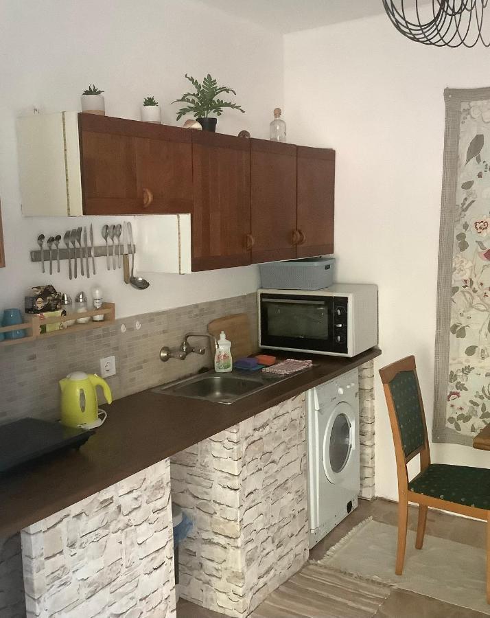 Ferienwohnung Pitypang Lak Szigetmonostor Exterior foto